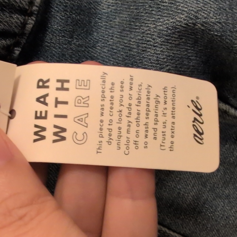 NWT ☀️ Aerie Jean Shorts Distressed with Back Elastic Band - Picture 8 of 8